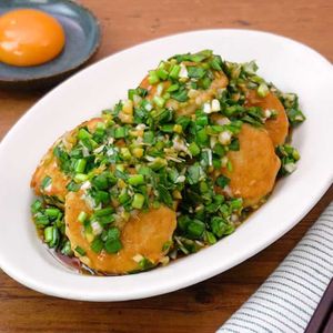 「つくねのニラまみれ」のレシピ動画