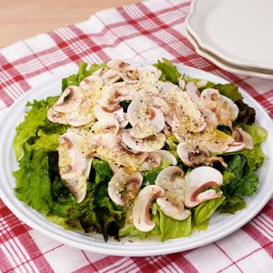 「マッシュルームサラダ」のレシピ動画