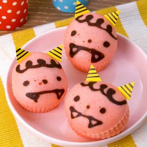 「赤鬼蒸しパン」のレシピ動画