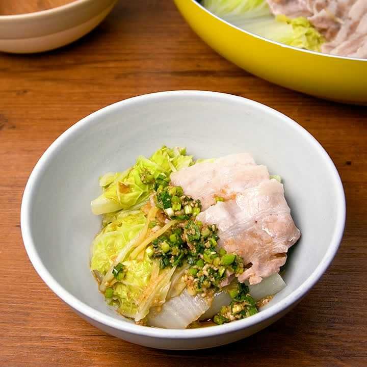 豚バラ白菜のフライパン蒸し