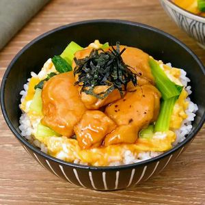「テリたま親子丼」のレシピ動画