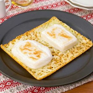「おもちのチーズ焼き」のレシピ動画