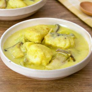 「タラのカレークリーム煮」のレシピ動画