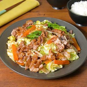 「シャキシャキ肉野菜炒め」のレシピ動画