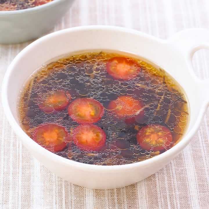 ミニトマトともずくのスープ