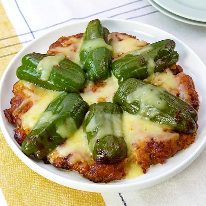 カレー風味のピーマンの肉詰め