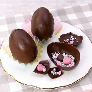 「チョコエッグ」のレシピ動画