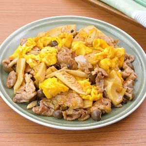 たけのこと豚肉のとろたま炒め