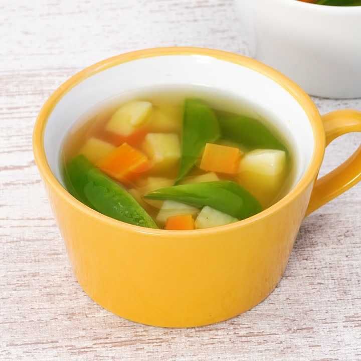 スナップエンドウのコンソメスープ