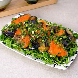 「焼き鮭の香味だれかけ」のレシピ動画