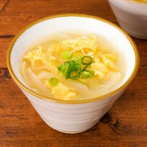 「玉ねぎのかきたま汁」のレシピ動画