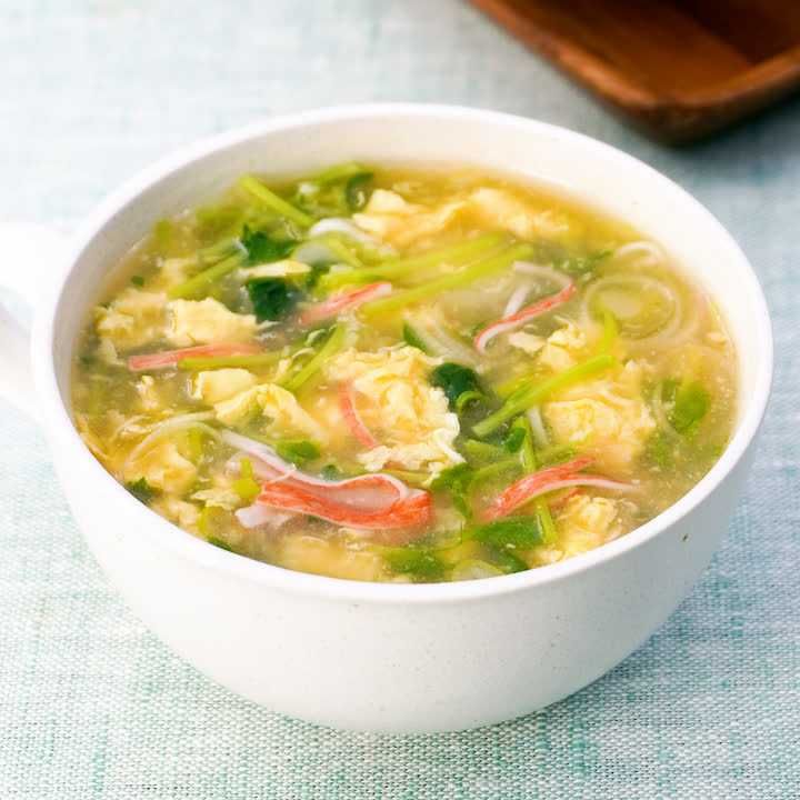豆苗とかにかまぼこの卵スープ