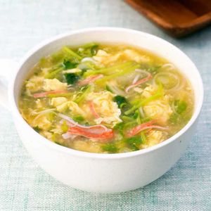 豆苗とかにかまぼこの卵スープ