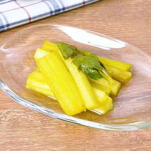 セロリのカレーピクルス