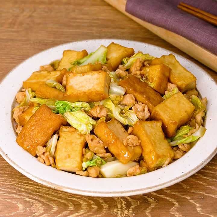 鶏ひき肉と厚揚げのオイスター炒め