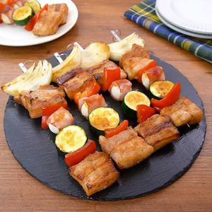 「豚肉のバーベキュー串焼き」のレシピ動画