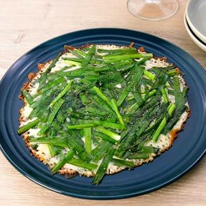 「ニラのチーズ焼き」のレシピ動画