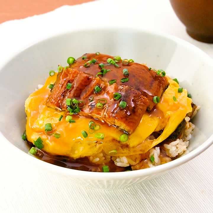 うなぎの和風オム丼