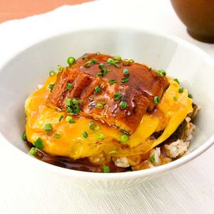 「うなぎの和風オム丼」のレシピ動画