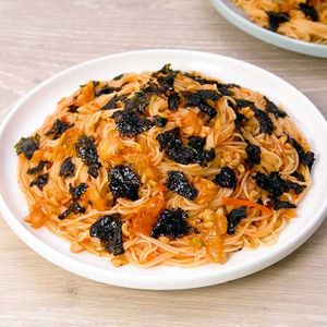 「キムチと納豆の辛旨そうめん」のレシピ動画