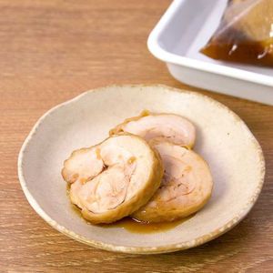 「レンジで甘辛鶏チャーシュー」のレシピ動画