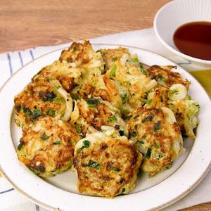 キャベツたっぷりうどん餃子